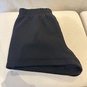 Aritzia TNA Cozy Fleece Perfect HI-RISE 3" Sweatshort